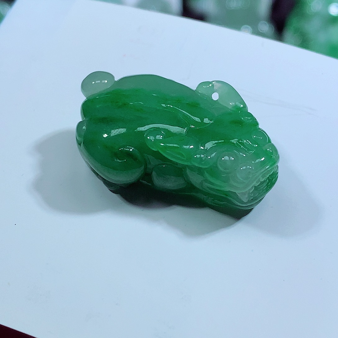 翡翠颈饰未镶嵌缅甸翡翠