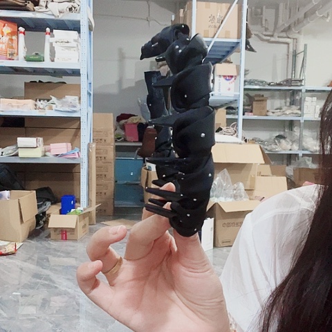 高质量发箍一个黑色