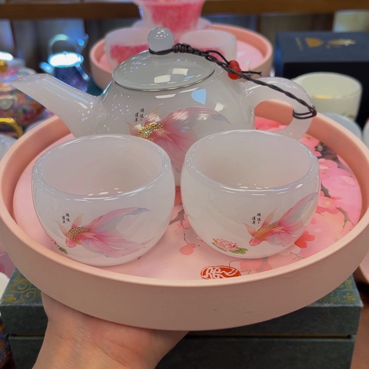 紫砂茶杯啦啦旅途我小心翼翼小心翼翼