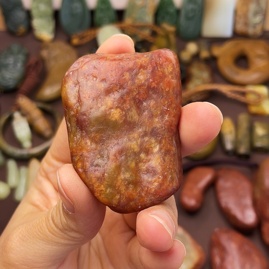 岫岩河磨玉（透闪石质玉）未镶嵌颈饰