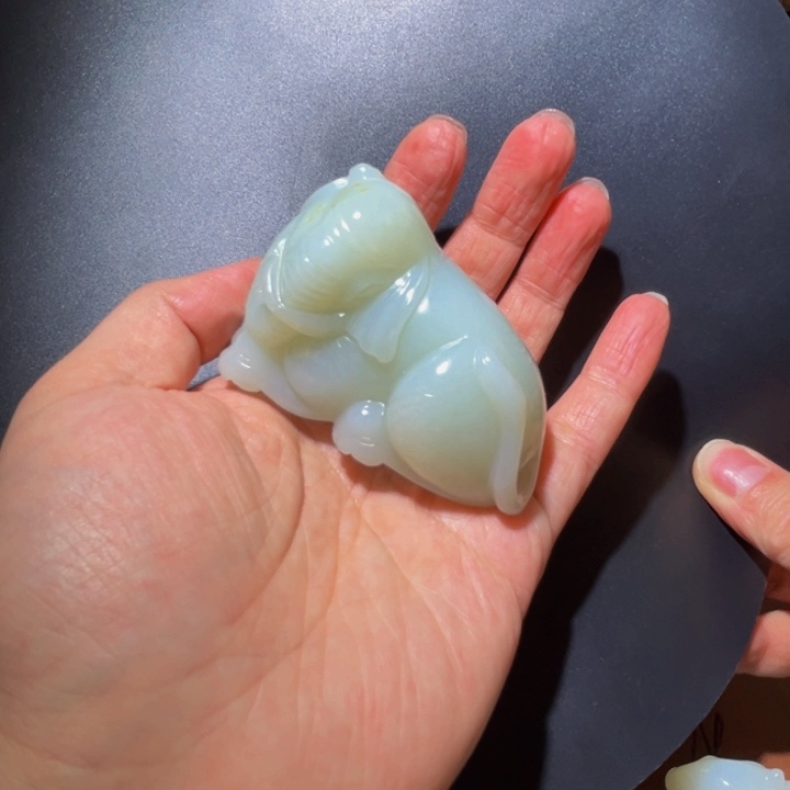 和田玉颈饰未镶嵌夜*