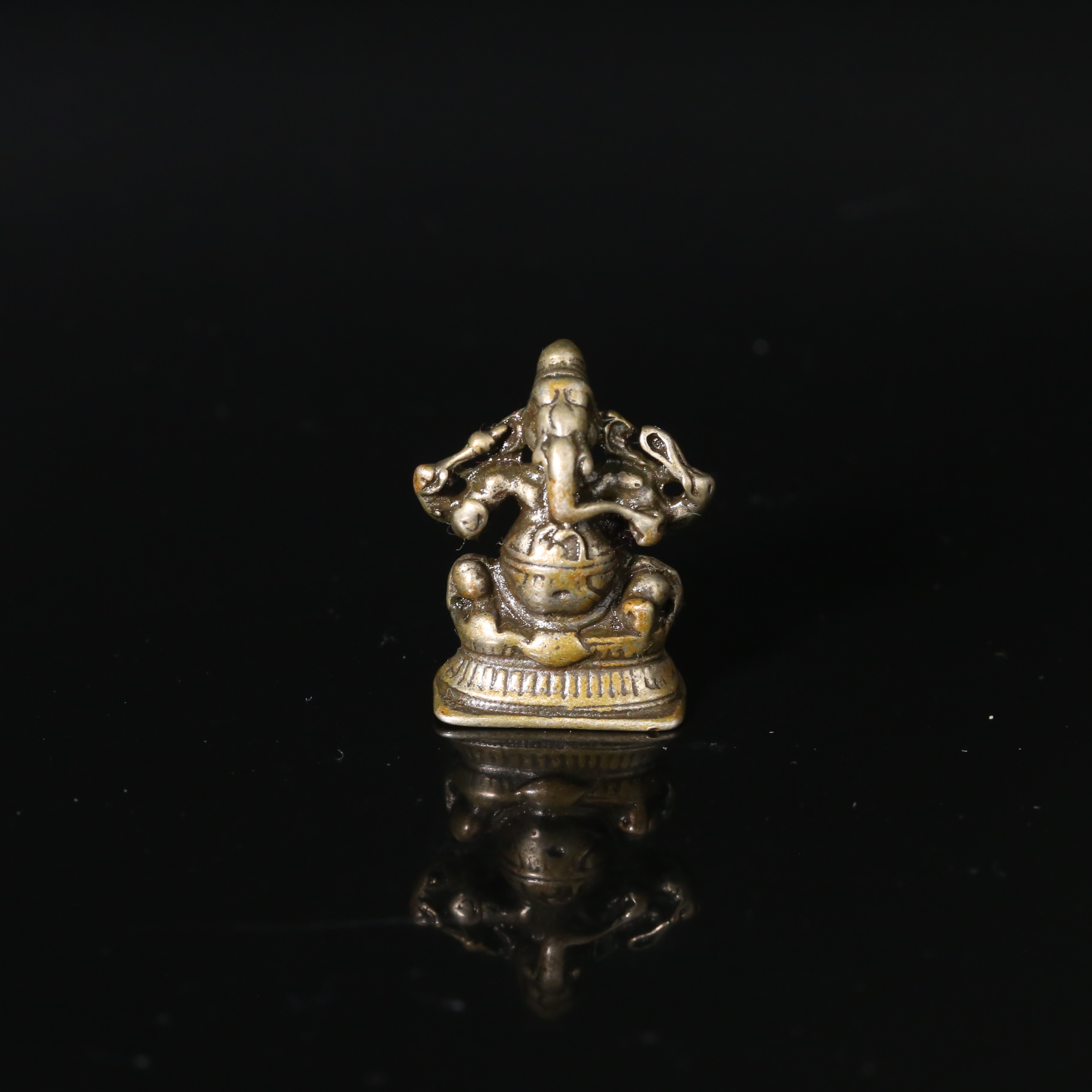 十九世纪象鼻财神像【古珠精选】AABS2507201005