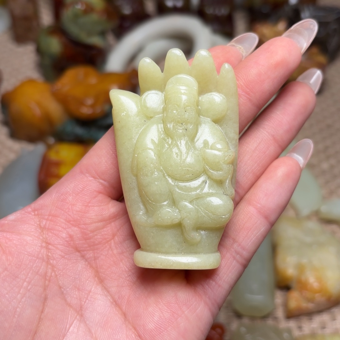 白玉菩提吊坠白玉菩提——白玉菩提