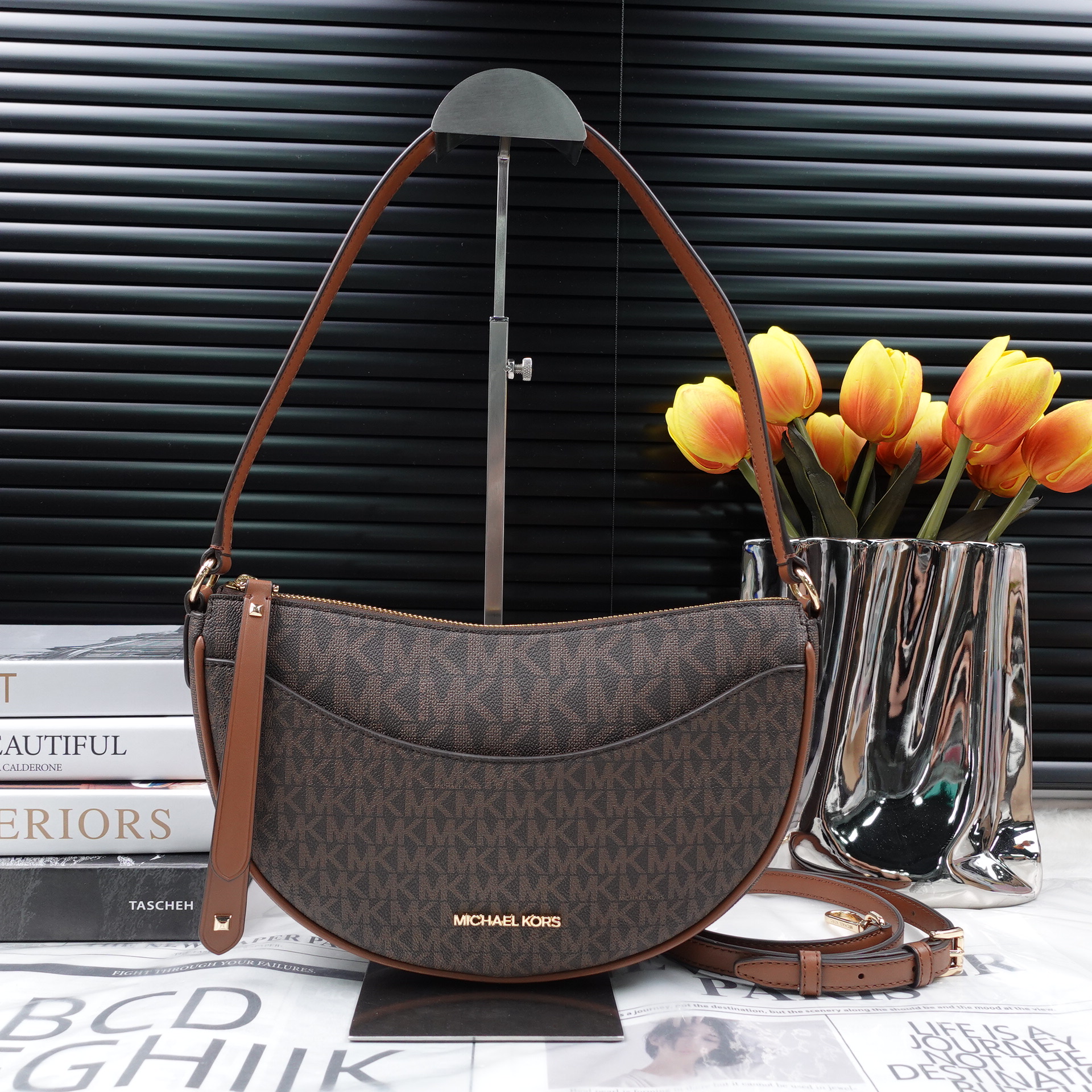 95新 MICHAELKORS/迈克高仕 单肩包/T10229423