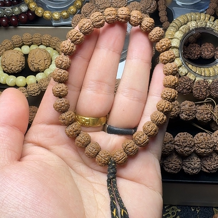 金刚菩提吊坠原生态老树王1.0