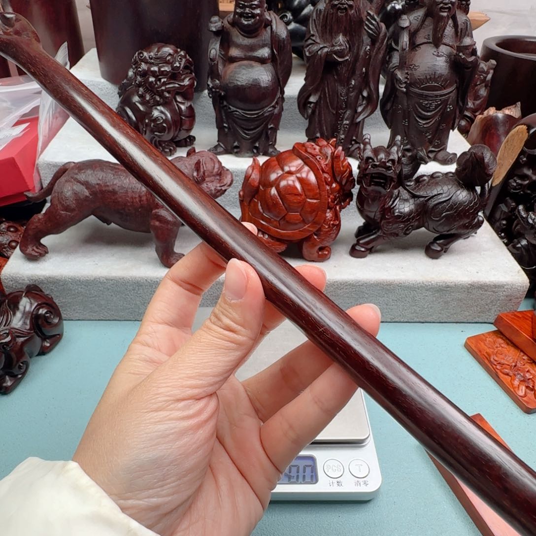 小叶紫檀把件何*痒痒挠