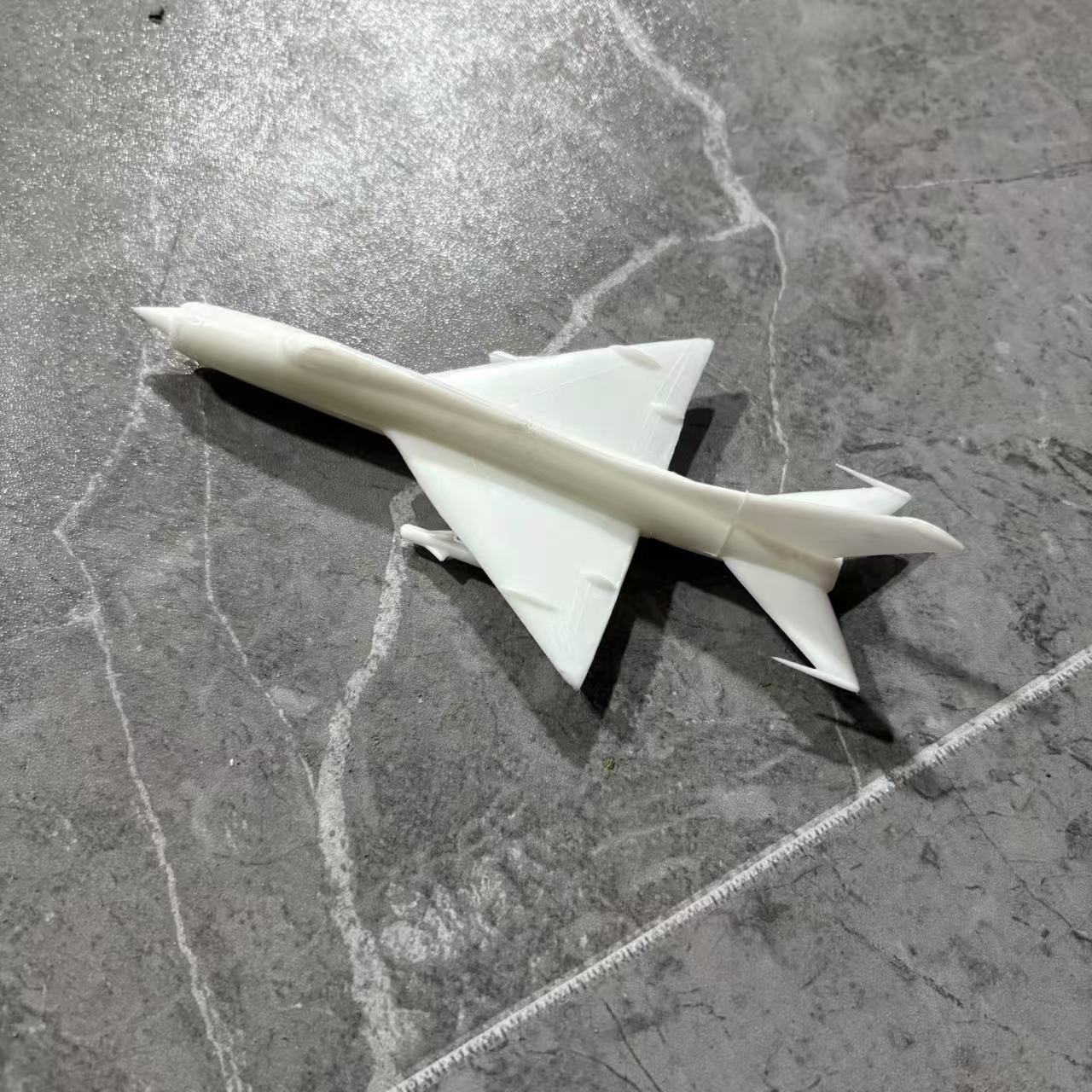 正品白色歼七演练飞机