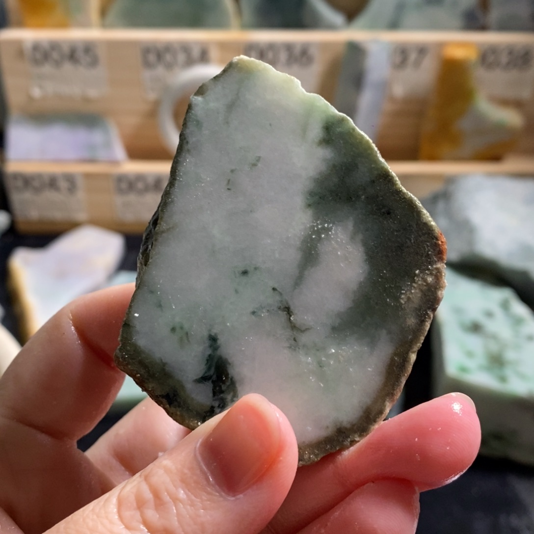 颈饰未镶嵌翡翠天然翡翠