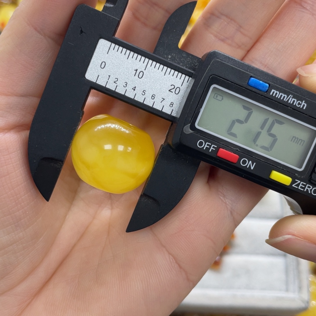 琥珀未镶嵌裸石天然琥珀 蜜蜡墩子