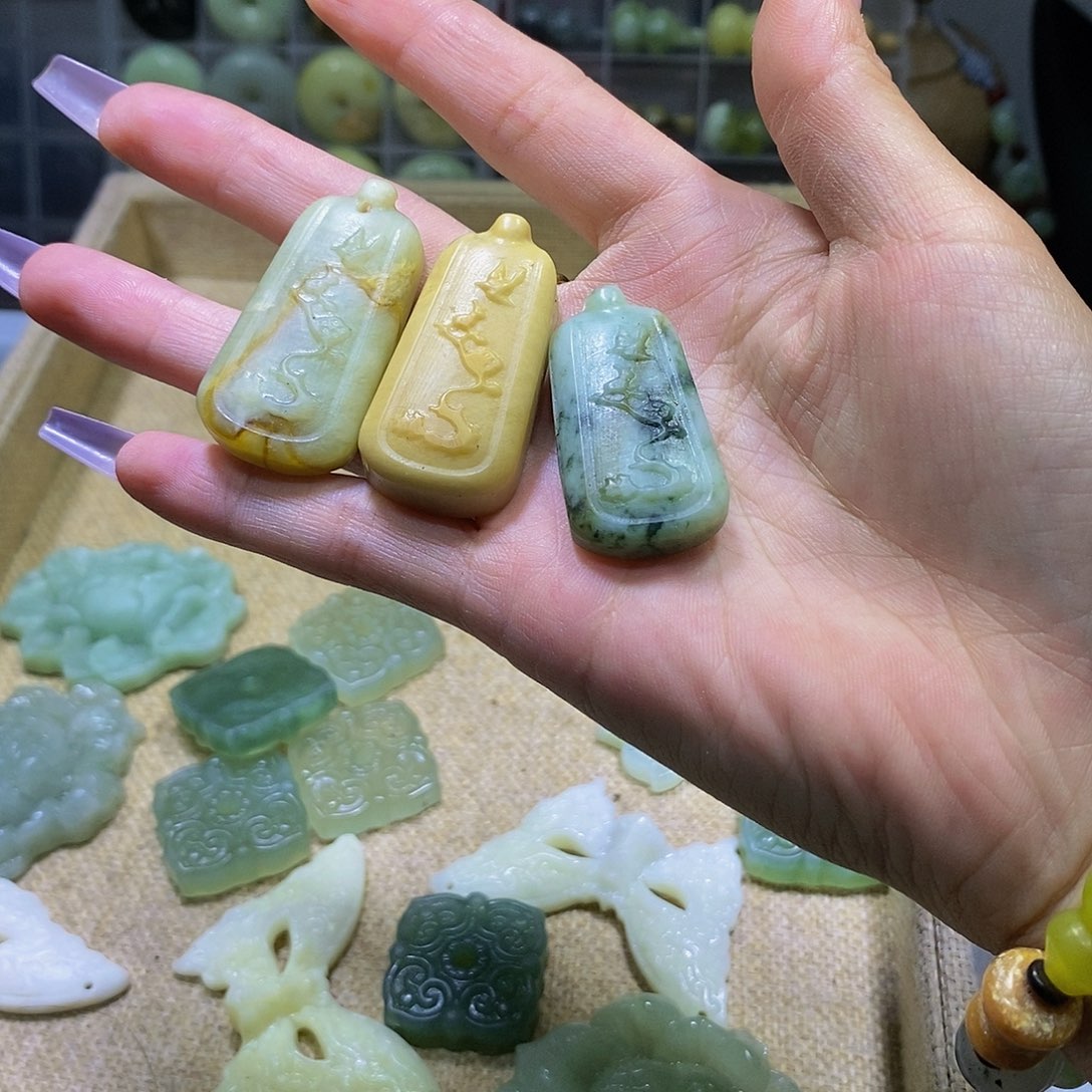 蛇纹石玉未镶嵌其他112