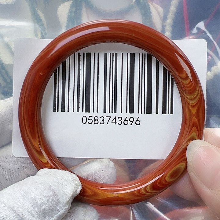 玛瑙/玉髓未镶嵌手镯57.5