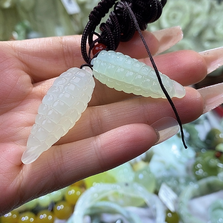 岫玉岫玉吊坠未镶嵌