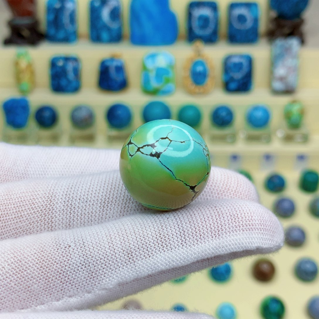 绿松石绿松石未镶嵌