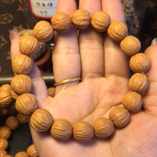 文玩核桃吊坠猴头