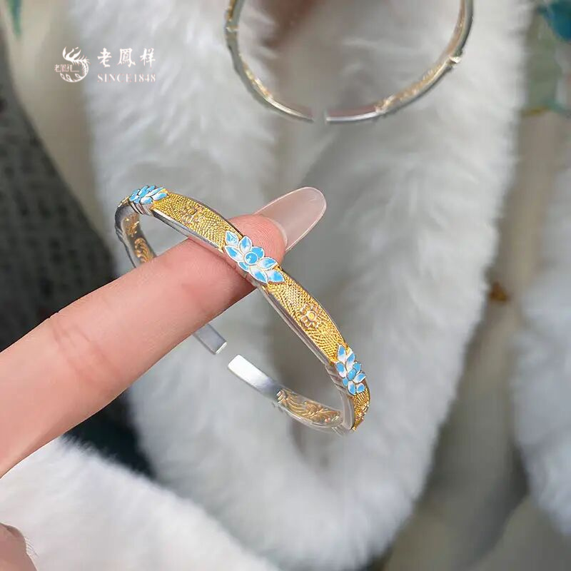 老鳳詳新款足银 描金珐琅荷花ins纯银手镯-足银999.9唐草镯时尚实