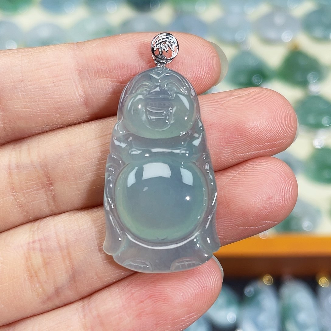 翡翠颈饰18K金镶嵌吊坠