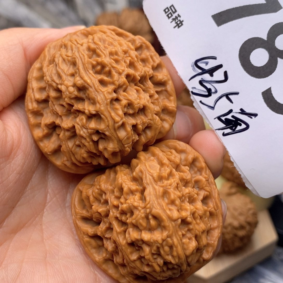 文玩核桃吊坠789号43.5南疆