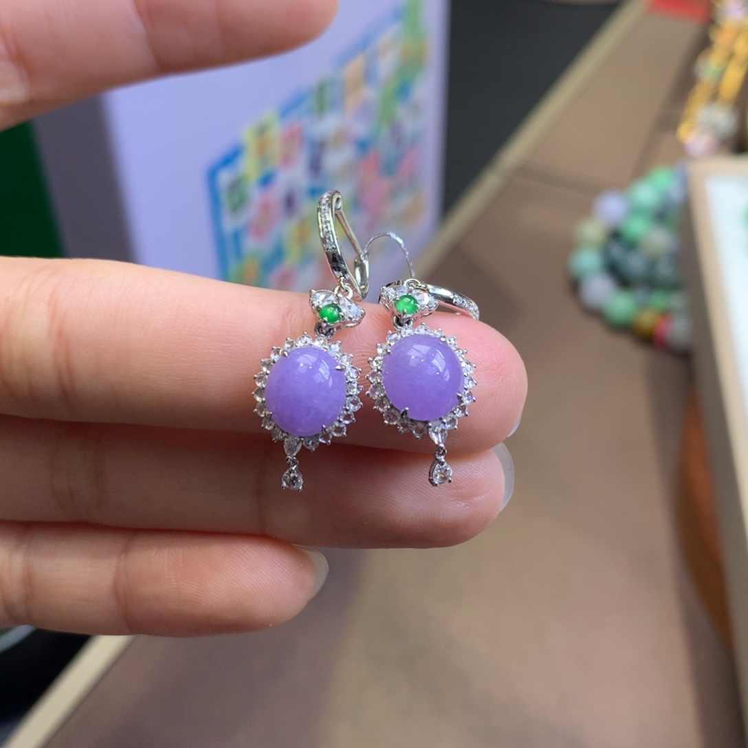 翡翠18K金镶嵌颈饰翡翠