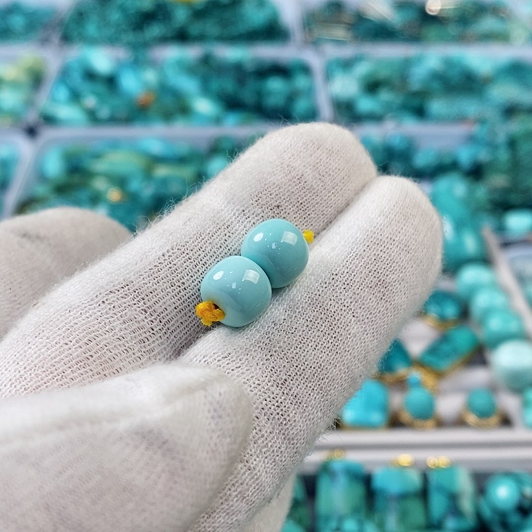 绿松石配饰未镶嵌心***?