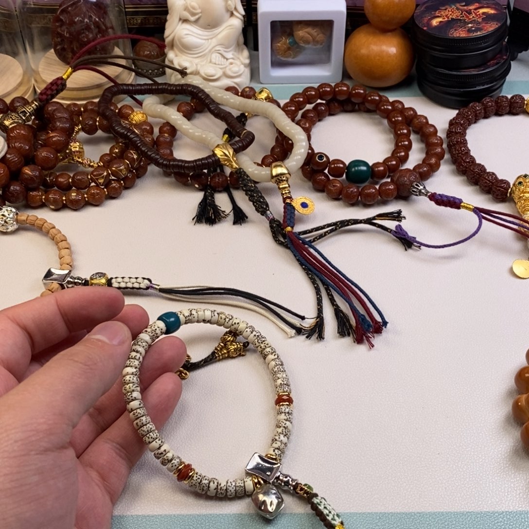 星月菩提吊坠。。。。。。。。。。