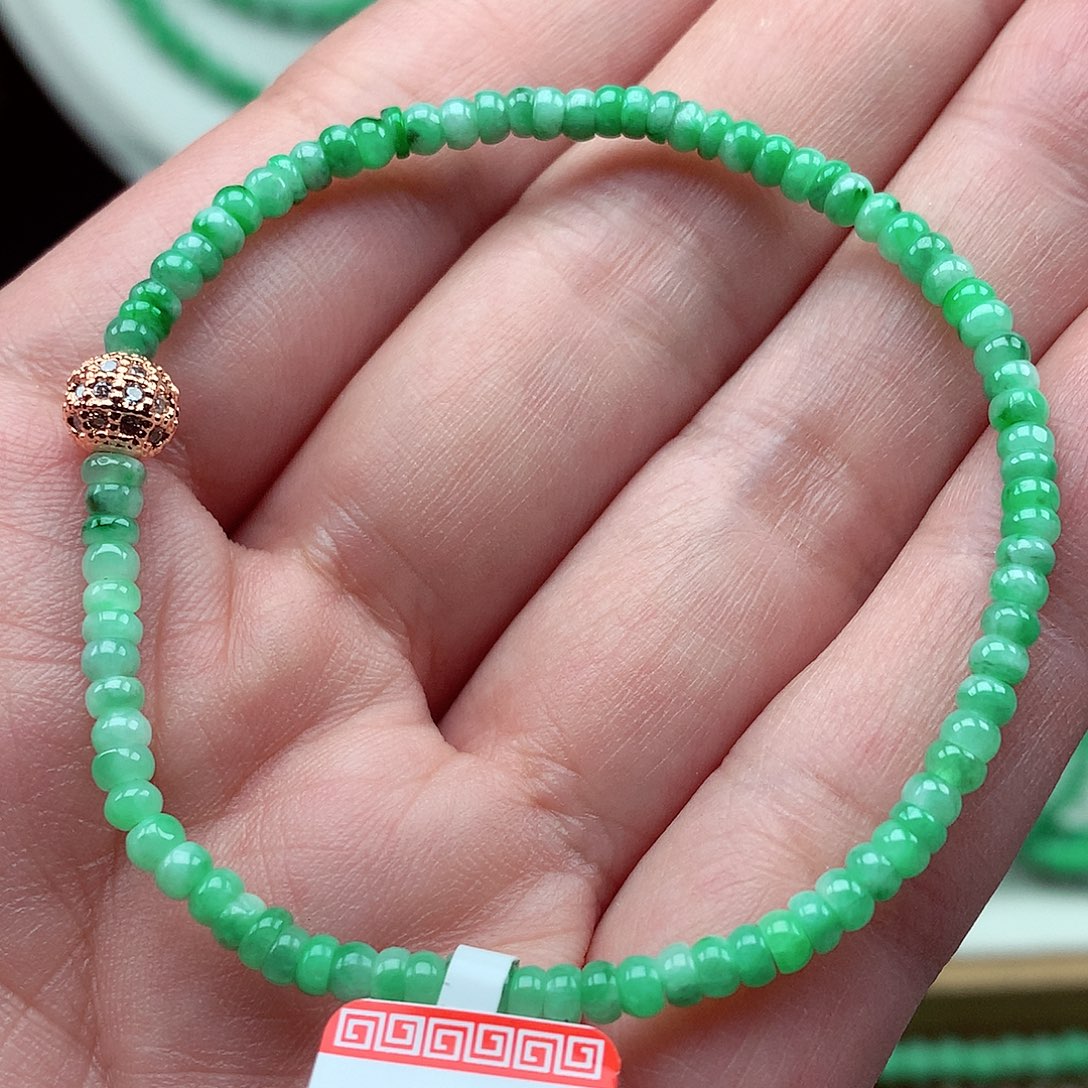 翡翠未镶嵌毛衣链