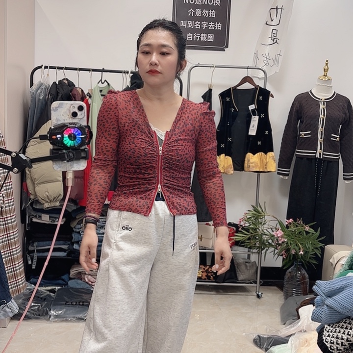 累了就睡觉咯无图找我
