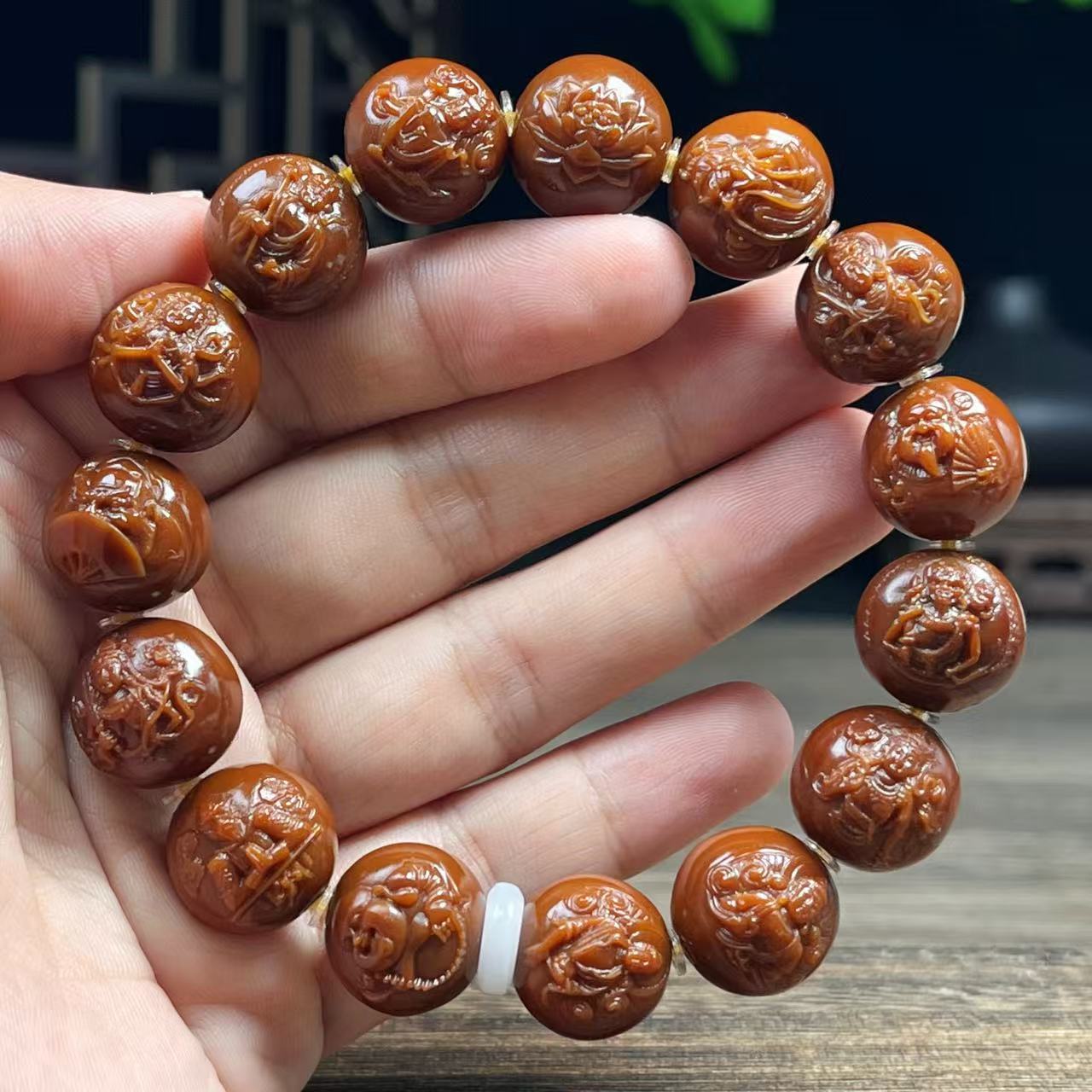 猴头核桃 1.5神龙群贤玉化回血  文玩手串