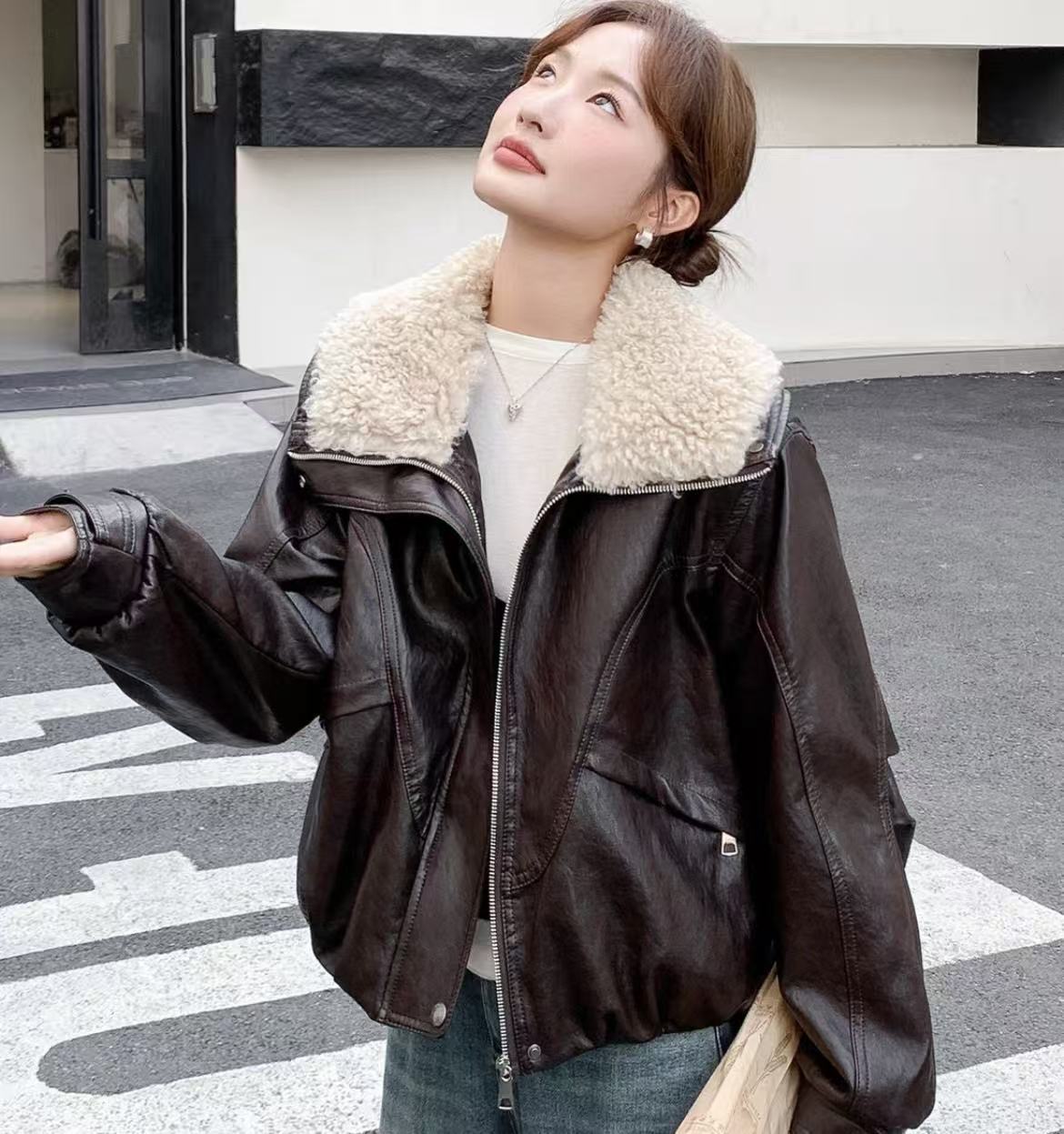 毛绒大翻领加绒加厚保暖皮衣外套女2025秋冬新款宽松显瘦上衣8895