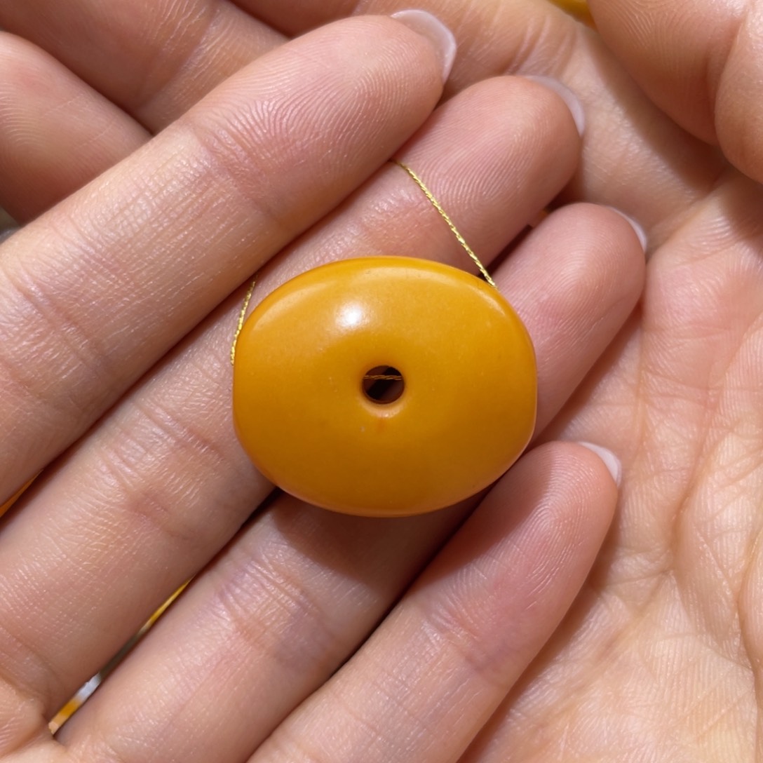 【闪购商品】琥珀裸石未镶嵌四通