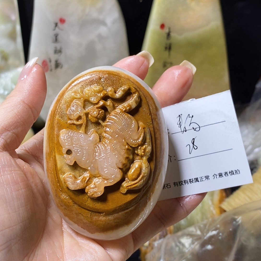石材寿*古青石手把件