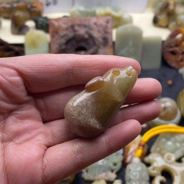 和田玉颈饰未镶嵌77