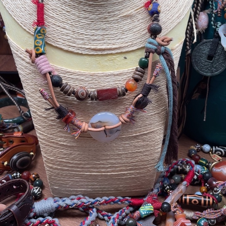 玛瑙/玉髓颈饰未镶嵌