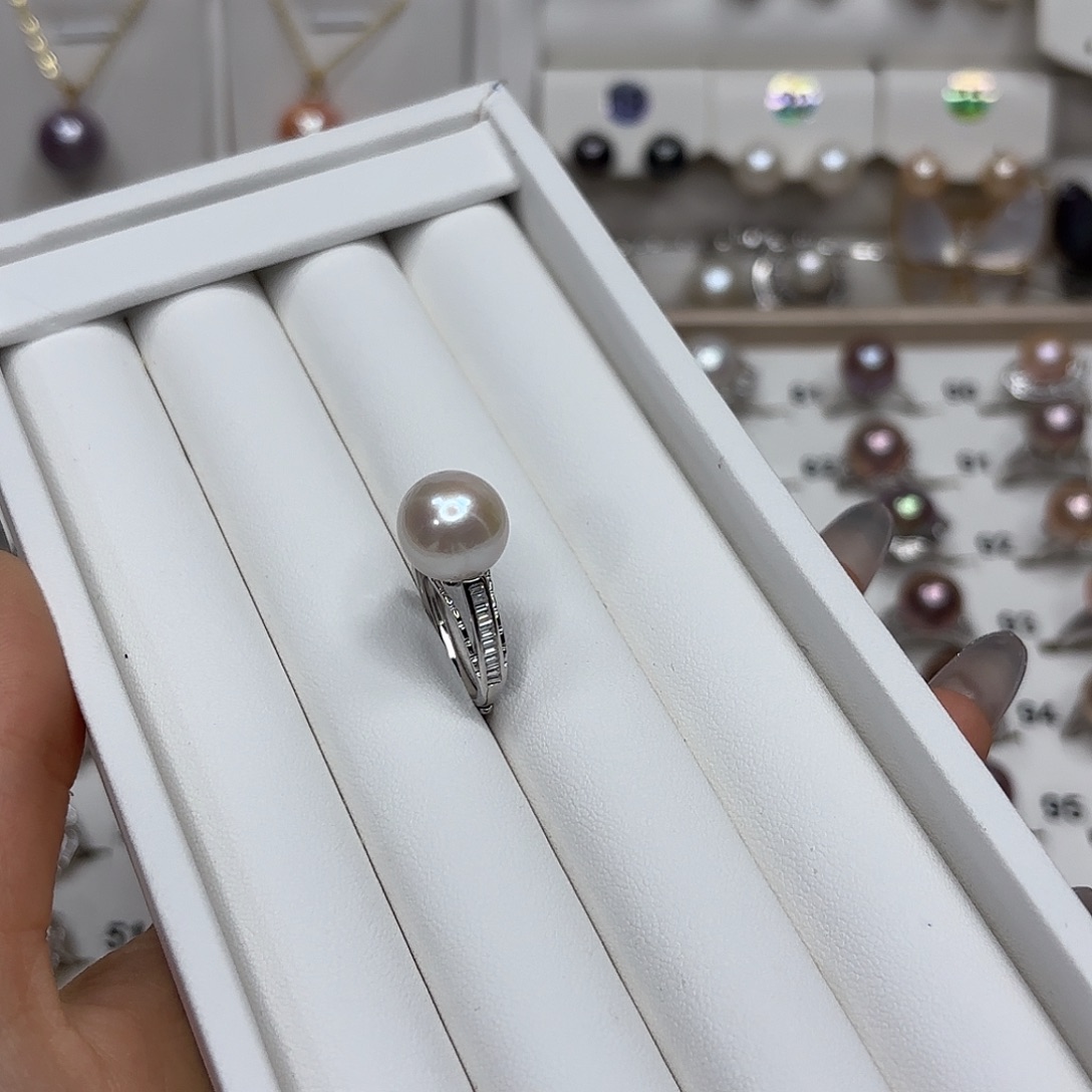 姜***呀戒指银S925镶嵌淡水珍珠