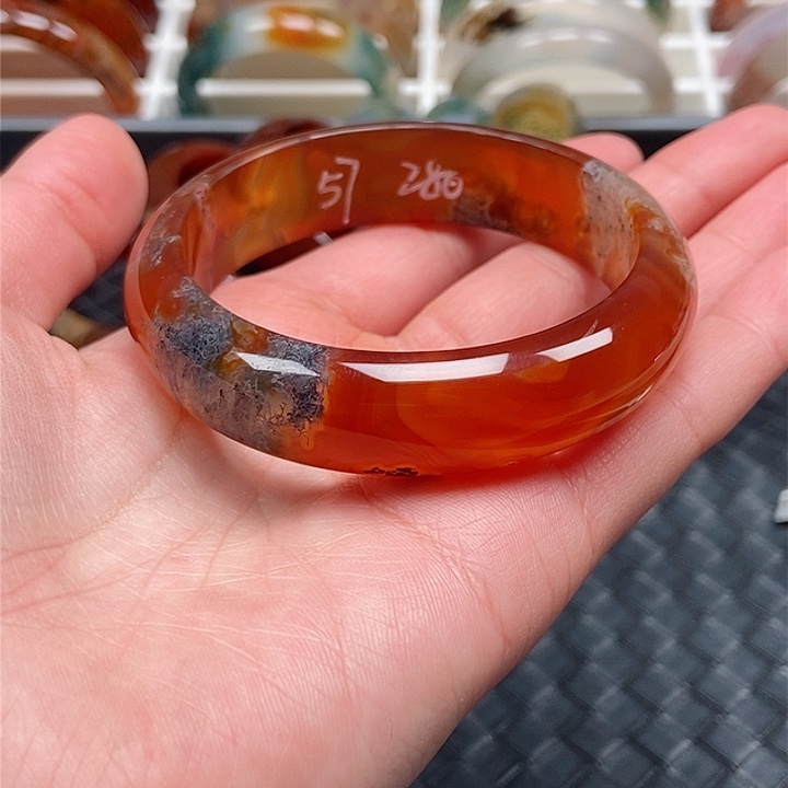 手镯玛瑙/玉髓未镶嵌