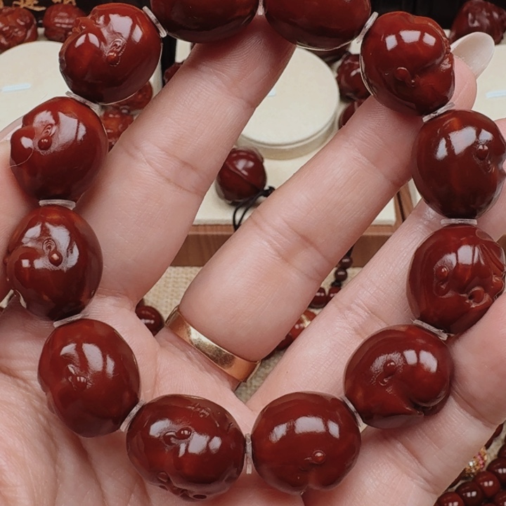 悲**渡橄榄核精品人生百态