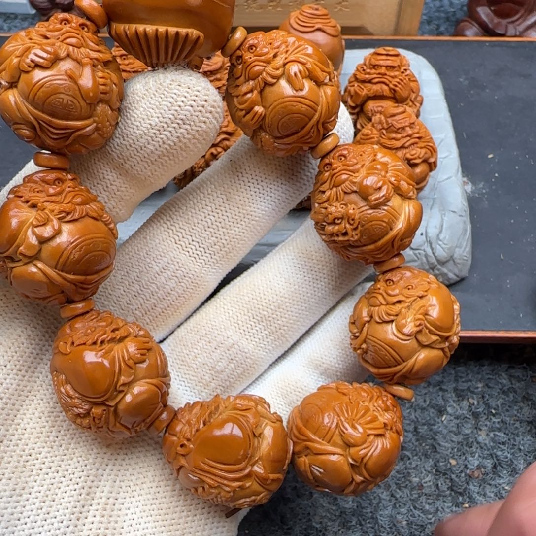 l***s橄榄核吊坠……………………