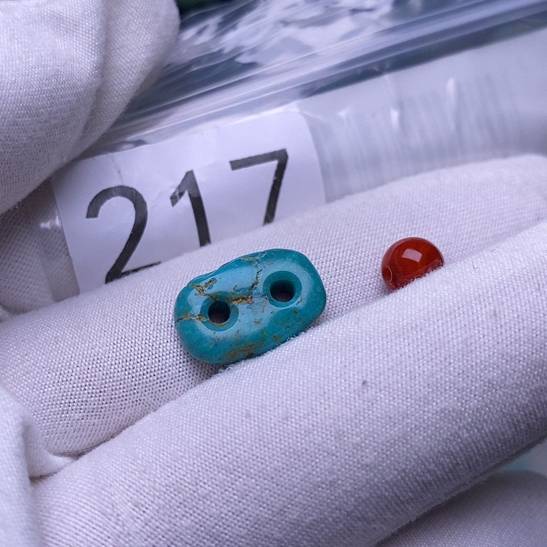 南红玛瑙未镶嵌珠宝奇石