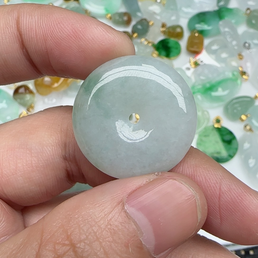 【闪购商品】翡翠颈饰未镶嵌平安扣