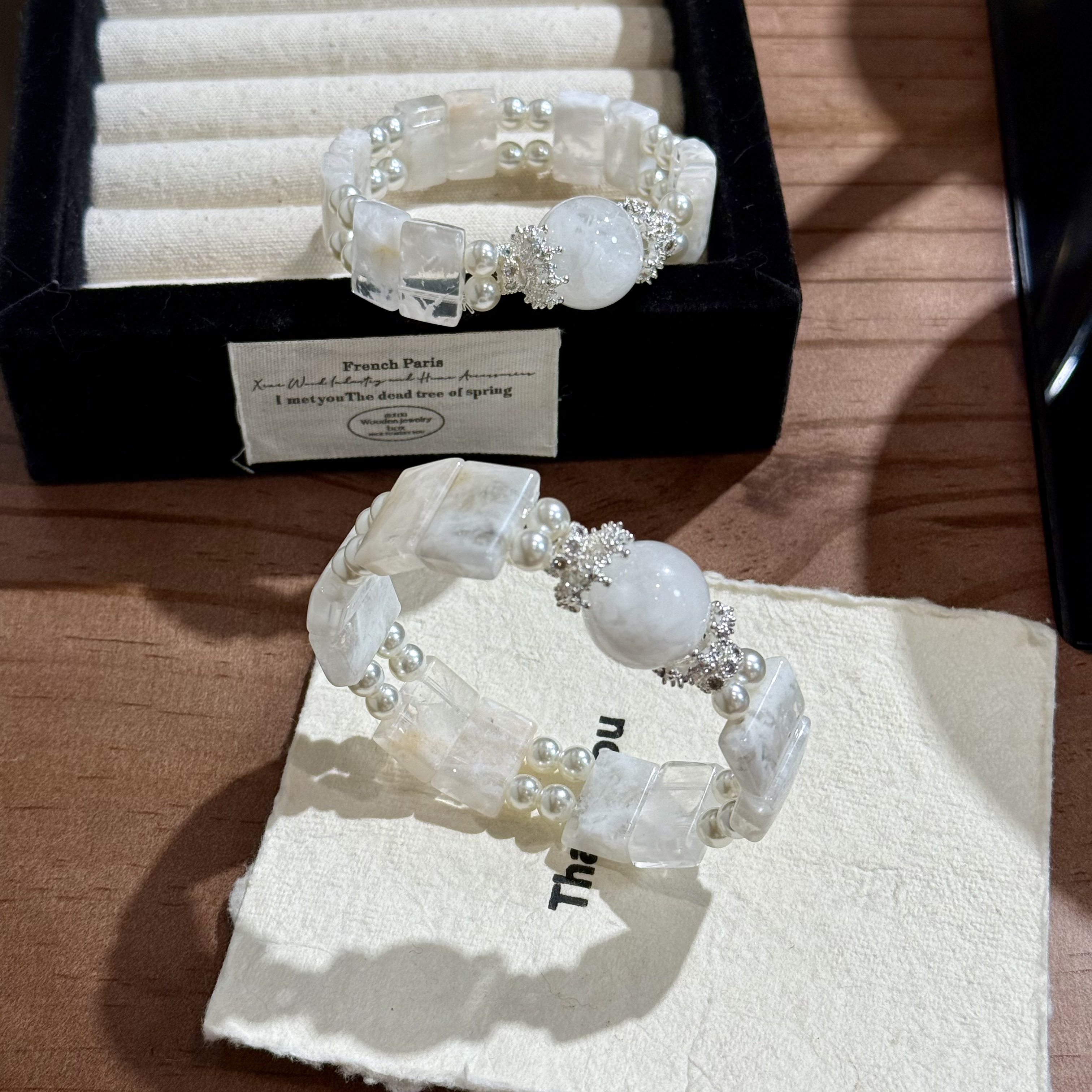 《初雪手牌》A639天然雪花幽灵水晶原创设计款手牌多样性发一