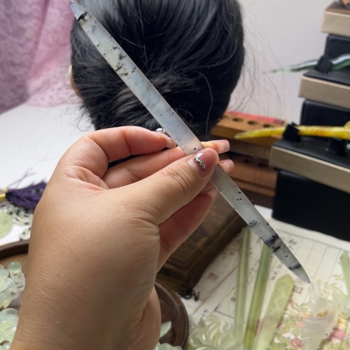 谁***饭合金蛇纹石玉发饰