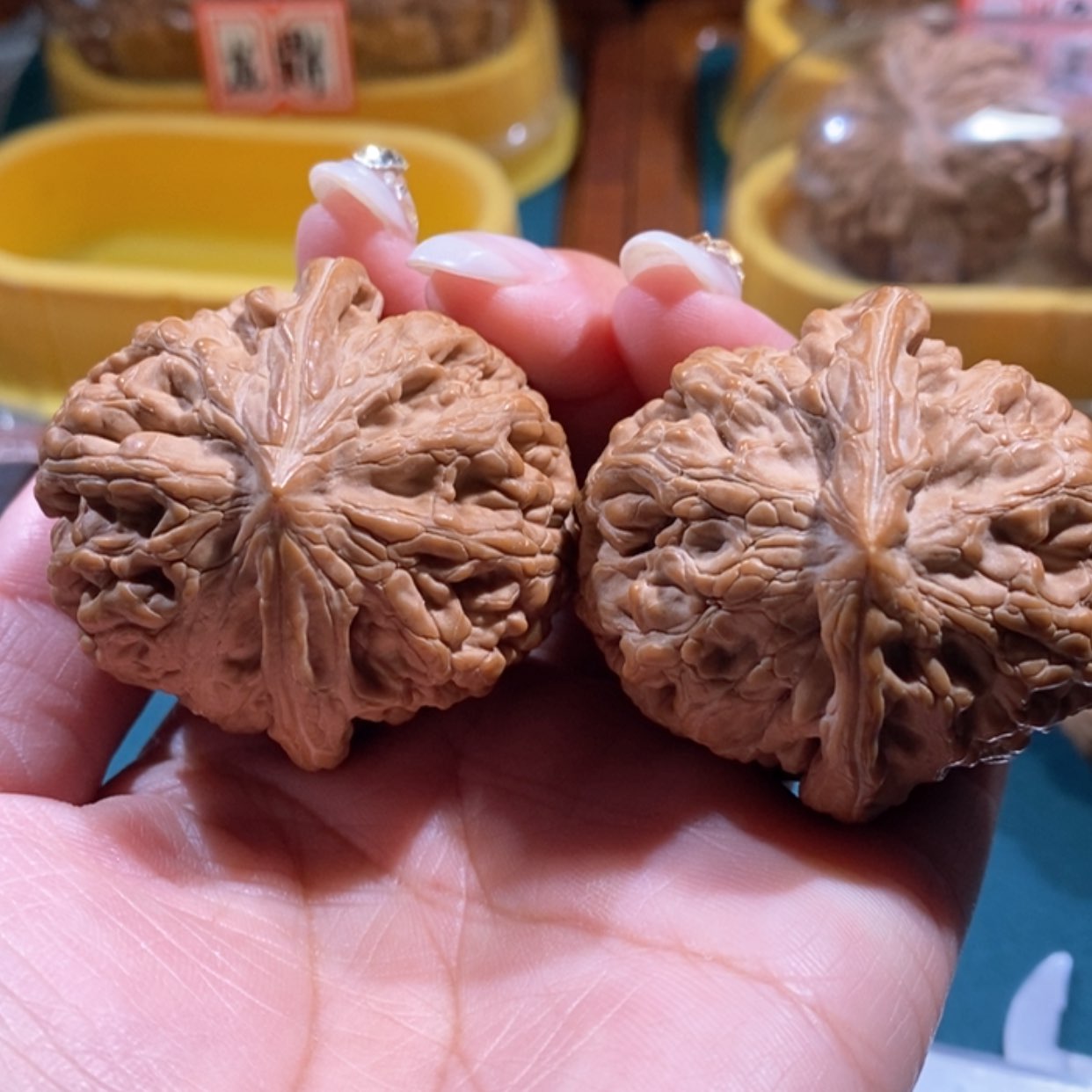 【闪购商品】文玩核桃吊坠小*蛋凤凰台