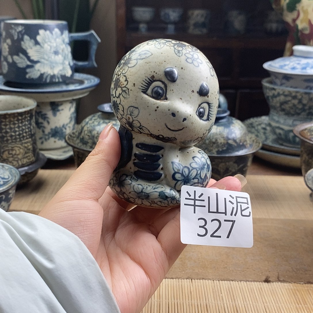 手工手绘青花陶瓷