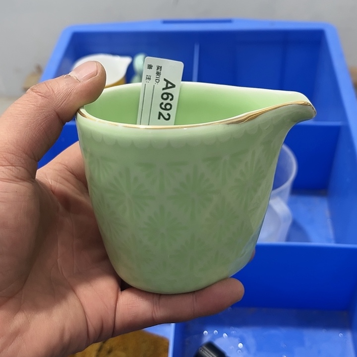 茶具默认微瑕瓷器、茶具、壶、摆件，介意勿拍 