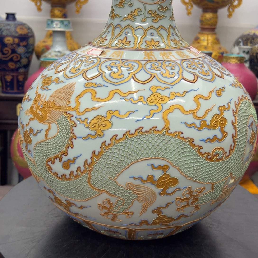 精美陶瓷摆件立件