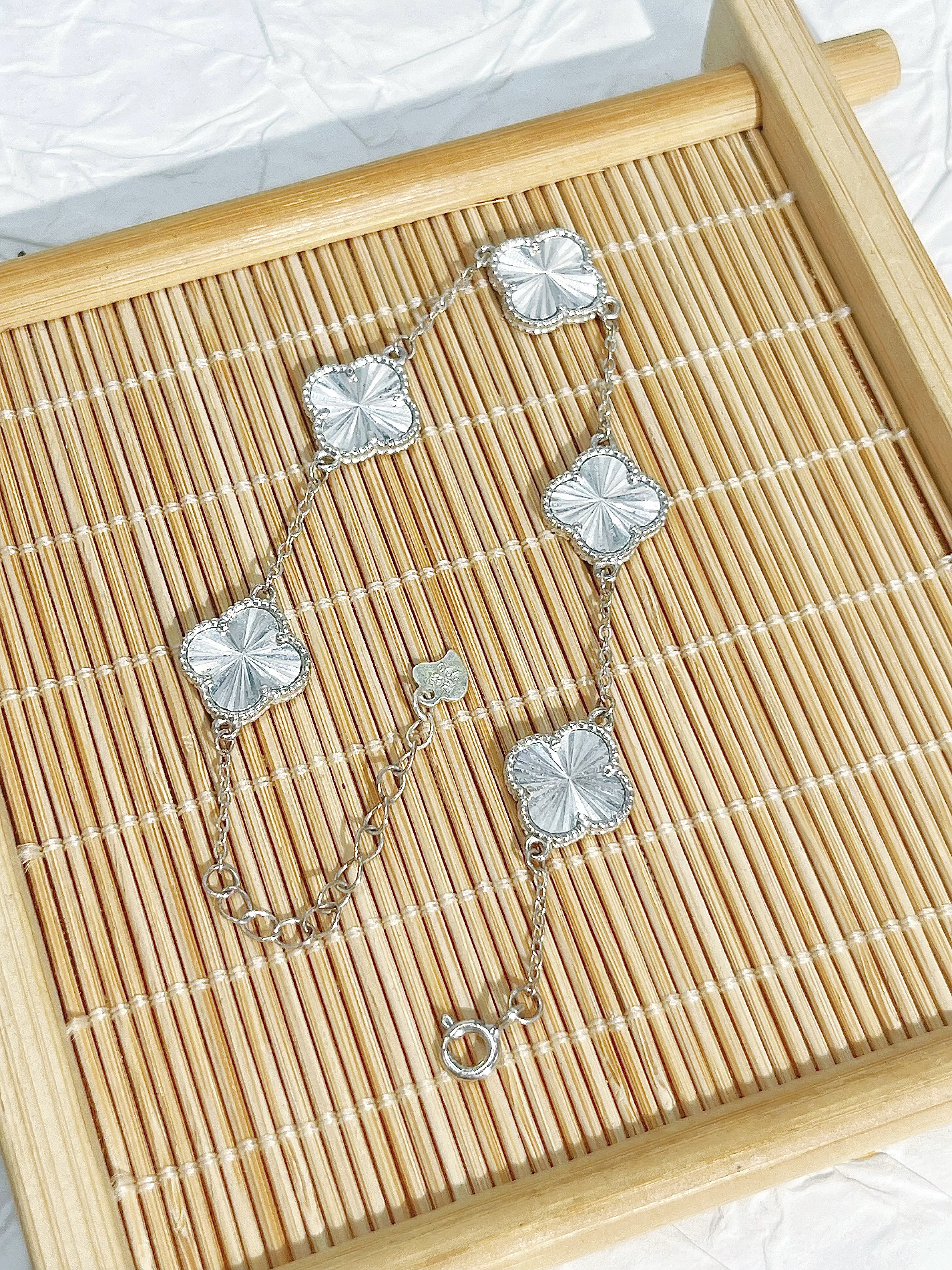足银手链 【云饰银阁】足银五花四叶草手链女款轻奢小众饰品