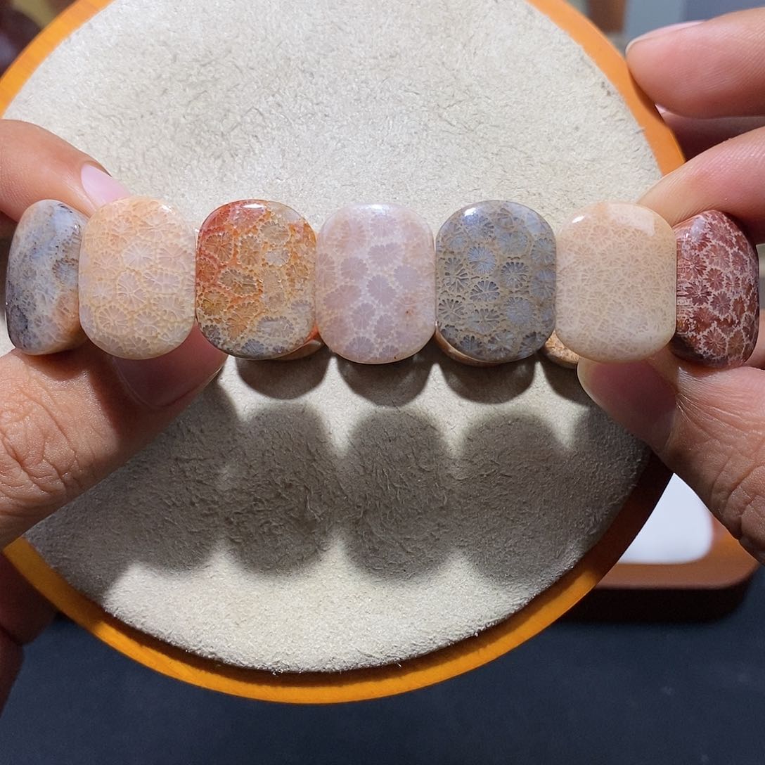 硅化珊瑚（珊瑚玉）手串未镶嵌多宝干净荷叶38