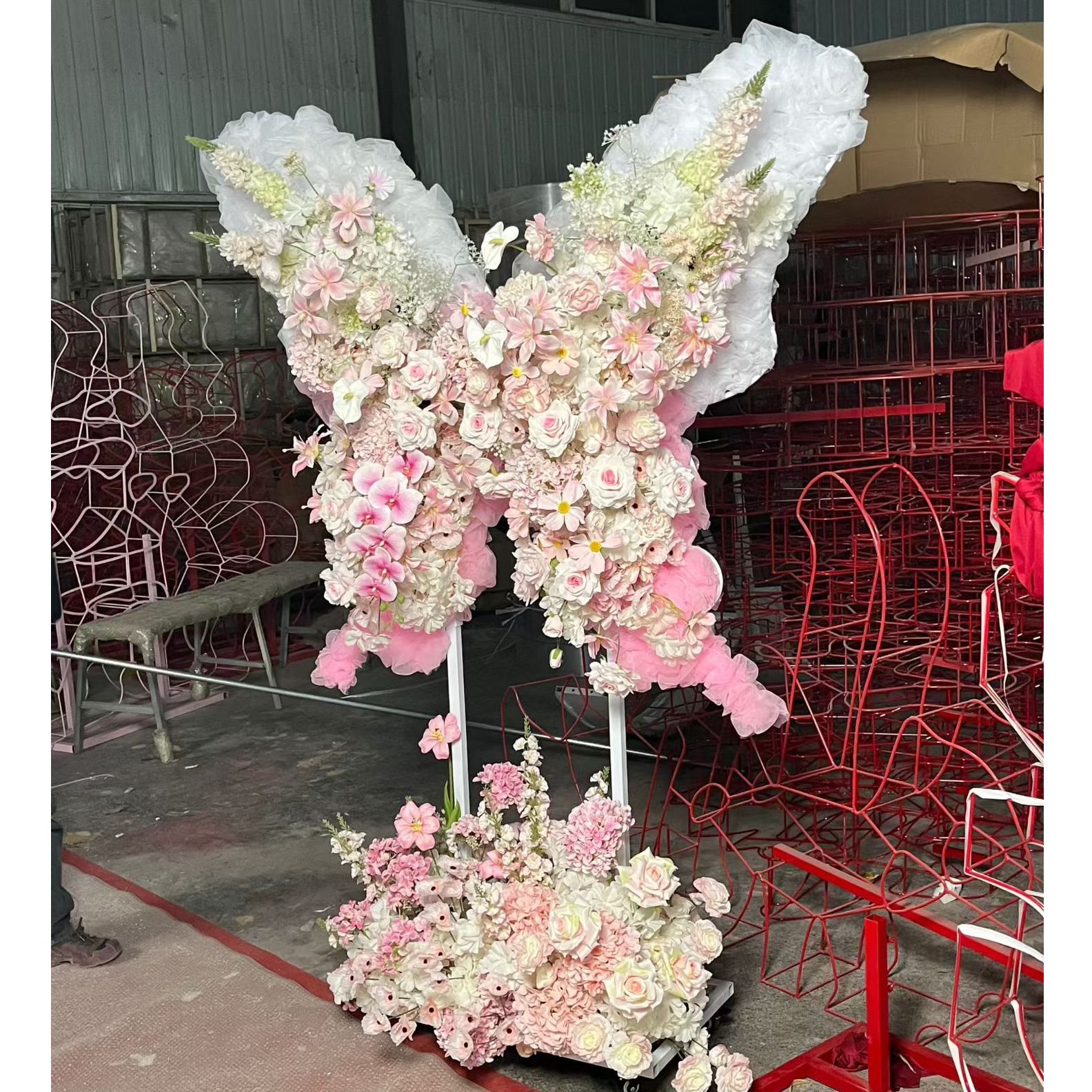 可移动蝴蝶花艺支架婚礼庆典场景装饰花艺纱幔创意打卡装置立体