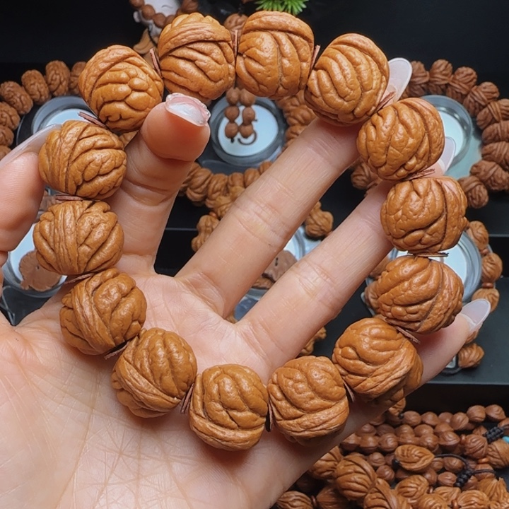 一***心桃核手串霸王龙原桩