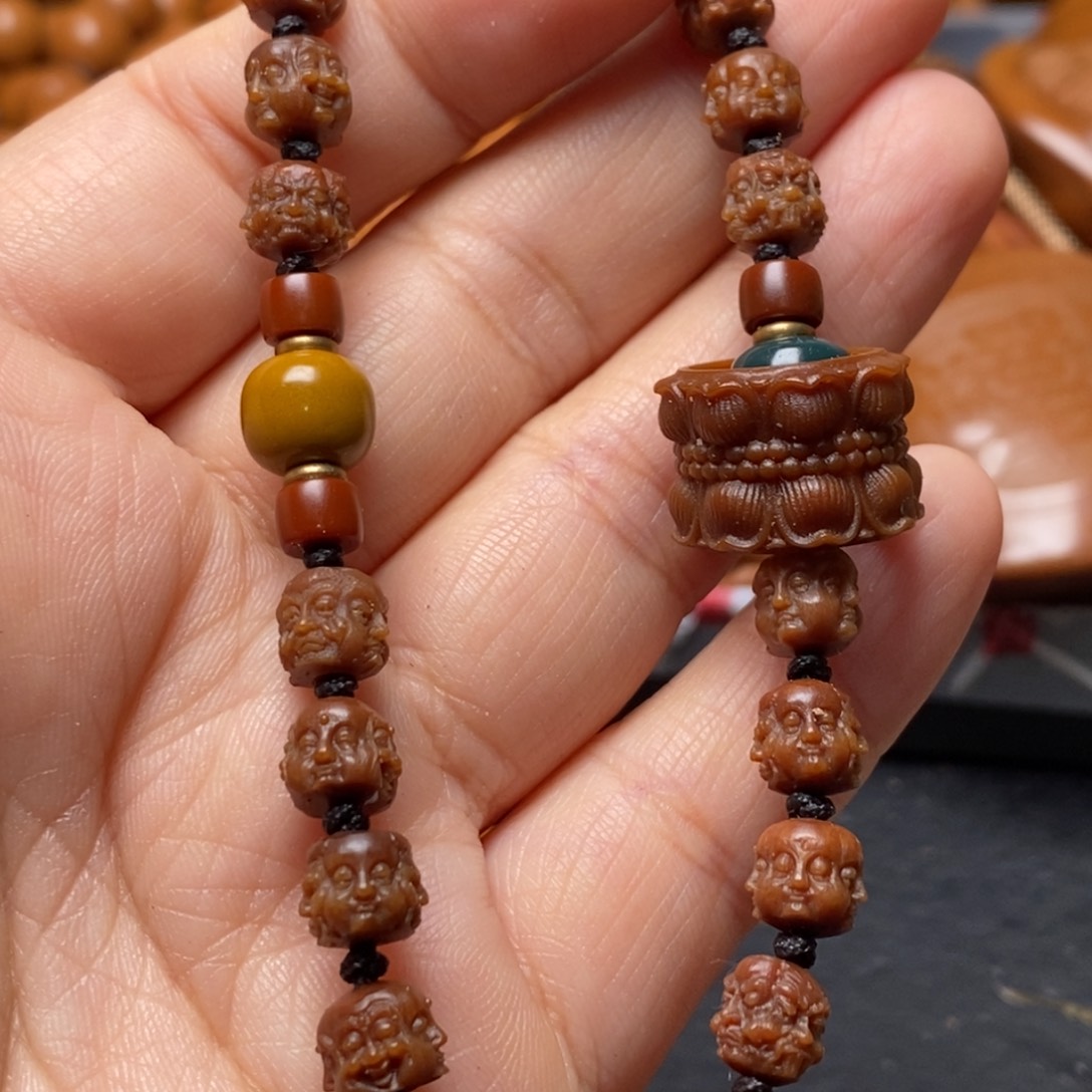 吊坠猴头核桃橄榄