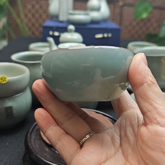 陈***泊东霞官窑裹足杯福利